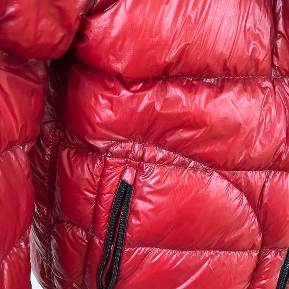 Herno puffer jacket- HUGE savings - Picture 8 of 12